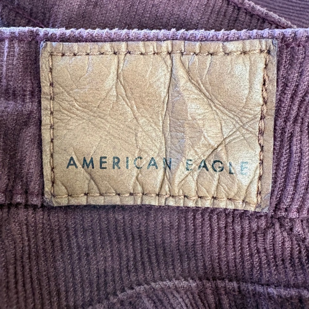 American Eagle Burgundy Super Stretch Corduroy Mom Jean Maroon Pants 18 Short - Picture 8 of 12